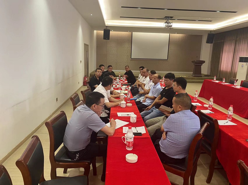 半年度经营会议图片3.jpg